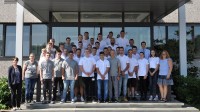 30 nowych praktykantów i trzech stażystów FOS w Schaeffler w Homburgu